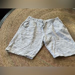 Sweat short with pockets Big boy 14/16 no rips or stains